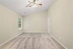561 Whistling Swan Dr, Greensboro, NC 27406 - Photo 19