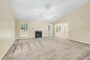 561 Whistling Swan Dr, Greensboro, NC 27406 - Photo 9