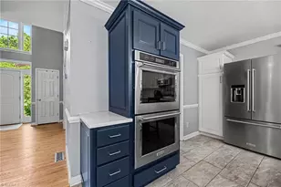 4504 Carriagebrook Ct, Clemmons, NC 27012 - Photo 5