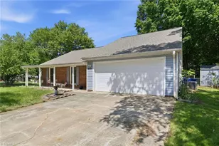 4214 Crabapple Ln, Greensboro, NC 27405 - Photo 37