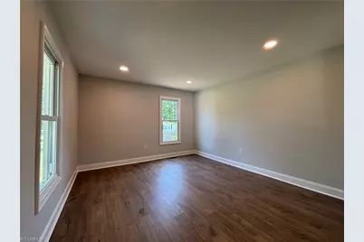 211 Bridge Street, Eden, NC 27288 - Photo 7