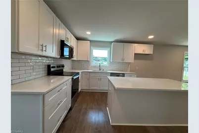 211 Bridge Street, Eden, NC 27288 - Photo 5