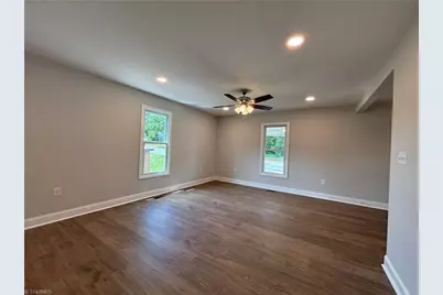 211 Bridge Street, Eden, NC 27288 - Photo 3