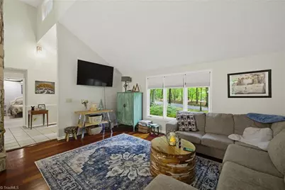 7404 Phelps Court, Greensboro, NC 27409 - Photo 5