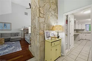 7404 Phelps Ct, Greensboro, NC 27409 - Photo 3
