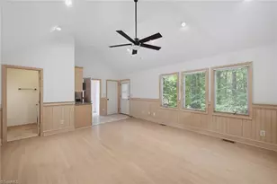 7404 Phelps Ct, Greensboro, NC 27409 - Photo 31