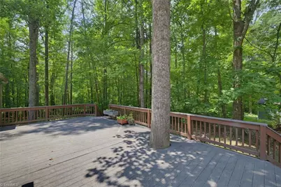 7404 Phelps Court, Greensboro, NC 27409 - Photo 35