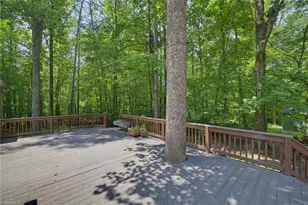 7404 Phelps Ct, Greensboro, NC 27409 - Photo 35