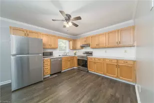 2186 Vienna Dozier Rd, Pfafftown, NC 27040 - Photo 13
