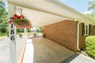 2186 Vienna Dozier Rd, Pfafftown, NC 27040 - Photo 3