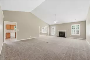 2035 Sweetbay Cir, Burlington, NC 27215 - Photo 5