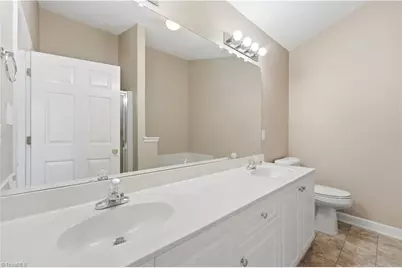 2035 Sweetbay Circle, Burlington, NC 27215 - Photo 21