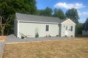 101 Pine St, Jonesville, NC 28642 - Photo 1