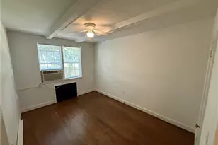 1310 Glade St, Winston-Salem, NC 27101 - Photo 9