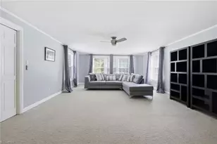 1300 Robin Hood Rd, High Point, NC 27262 - Photo 35