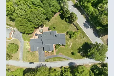 1300 Robin Hood Road, High Point, NC 27262 - Photo 47