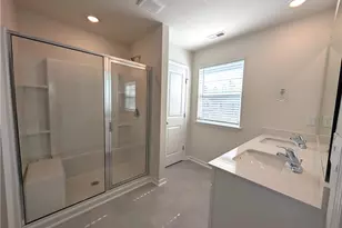 1664 Hallview Ct, Kernersville, NC 27284 - Photo 11