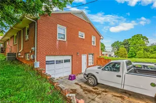 3836 Old Lexington Rd, Winston-Salem, NC 27107 - Photo 15