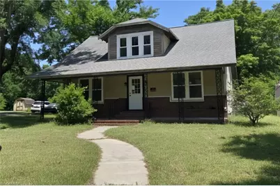 312 Culbreth Avenue, Thomasville, NC 27360 - Photo 1