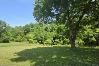 312 Culbreth Avenue, Thomasville, NC 27360 - Photo 9