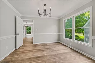 7 Creekstone Ct, Greensboro, NC 27407 - Photo 3