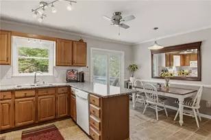 4540 Oakwood Cir, Winston-Salem, NC 27106 - Photo 9