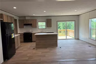 356 Teaberry Ln, Wilkesboro, NC 28697 - Photo 5