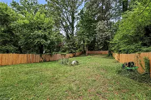 2016 Cherry St, Winston-Salem, NC 27105 - Photo 21
