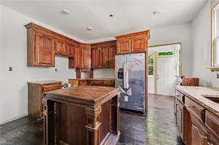 2016 Cherry St, Winston-Salem, NC 27105 - Photo 11