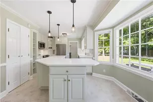 3318 Windrift Dr, Greensboro, NC 27410 - Photo 15