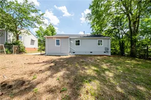 1608 Bailiff St, Greensboro, NC 27403 - Photo 3