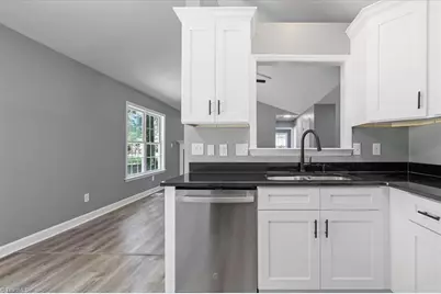 129 Orville Drive, High Point, NC 27262 - Photo 15