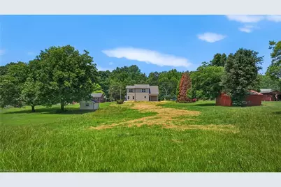 427 Garland Drive, Lexington, NC 27295 - Photo 3