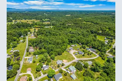 159 Decatur Avenue, Elkin, NC 28621 - Photo 27