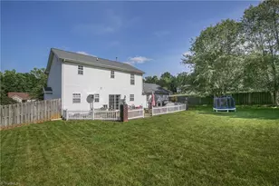 4103 Tahoe Ct, High Point, NC 27265 - Photo 33