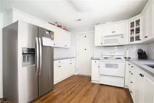 4103 Tahoe Ct, High Point, NC 27265 - Photo 9