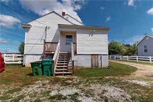 317 W Atkins St, Dobson, NC 27017 - Photo 25