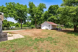 3111 Lucas St, Elon, NC 27244 - Photo 27