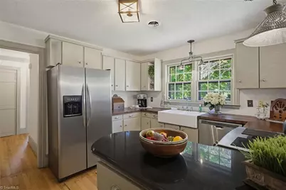 502 Hunter Street, Madison, NC 27025 - Photo 13