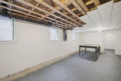 502 Hunter Street, Madison, NC 27025 - Photo 25