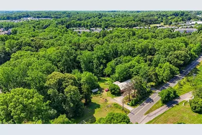 1321 Mecklenburg Highway, Mooresville, NC 28123 - Photo 17
