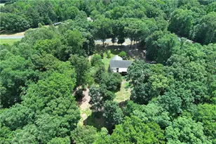 1547 Riverwood Dr, Lexington, NC 27292 - Photo 3