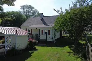 153 Green St, Mount Airy, NC 27030 - Photo 7