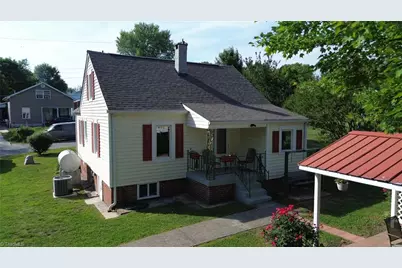 153 Green Street, Mount Airy, NC 27030 - Photo 5