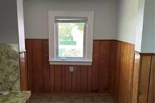 153 Green St, Mount Airy, NC 27030 - Photo 9