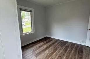 153 Green St, Mount Airy, NC 27030 - Photo 21