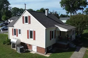153 Green St, Mount Airy, NC 27030 - Photo 3