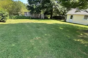 153 Green St, Mount Airy, NC 27030 - Photo 15