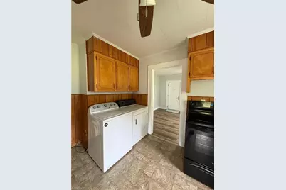 153 Green Street, Mount Airy, NC 27030 - Photo 7