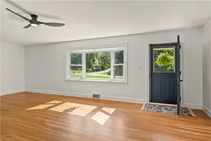 3245 Springside Dr, Clemmons, NC 27012 - Photo 5